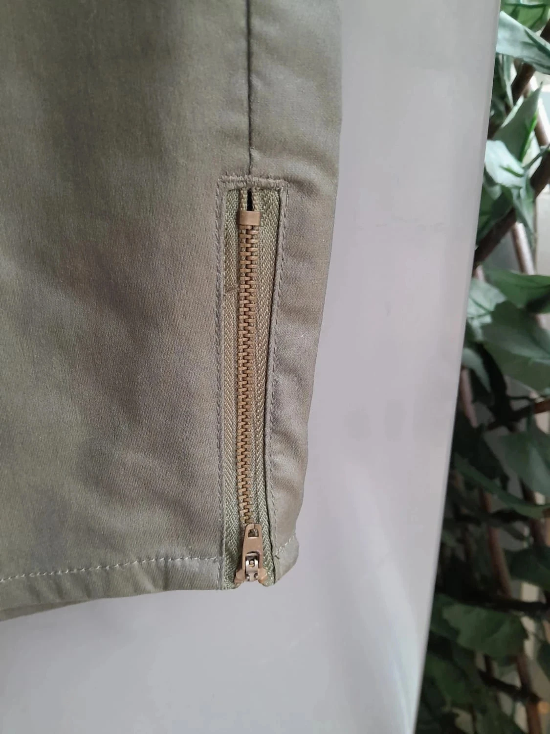 Calça cor camuflagem, algodão encerado, tamanho 50, Marca Blanche Porte – photo 4